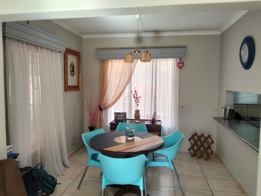 2 Bedroom Property for Sale in Flamwood North West